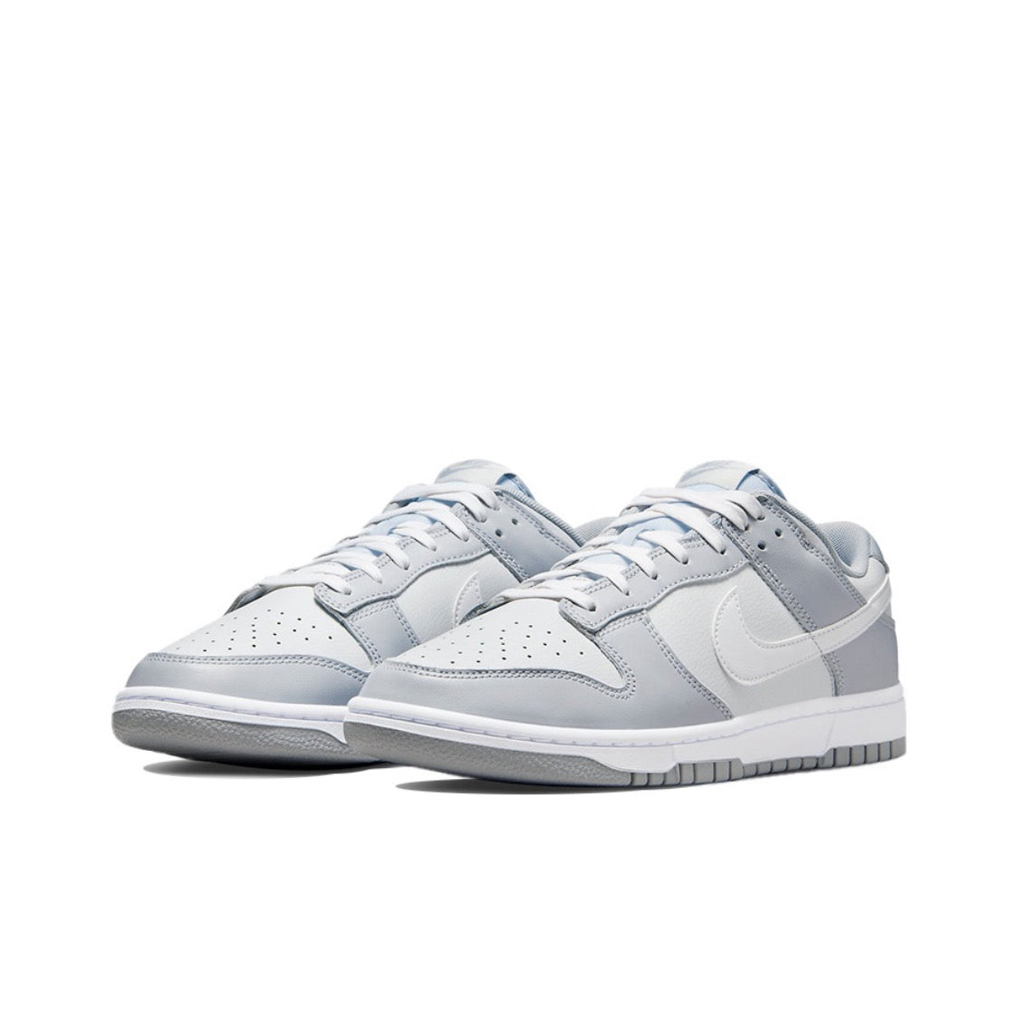 NIKE DUNK LOW TWO TONE GREY